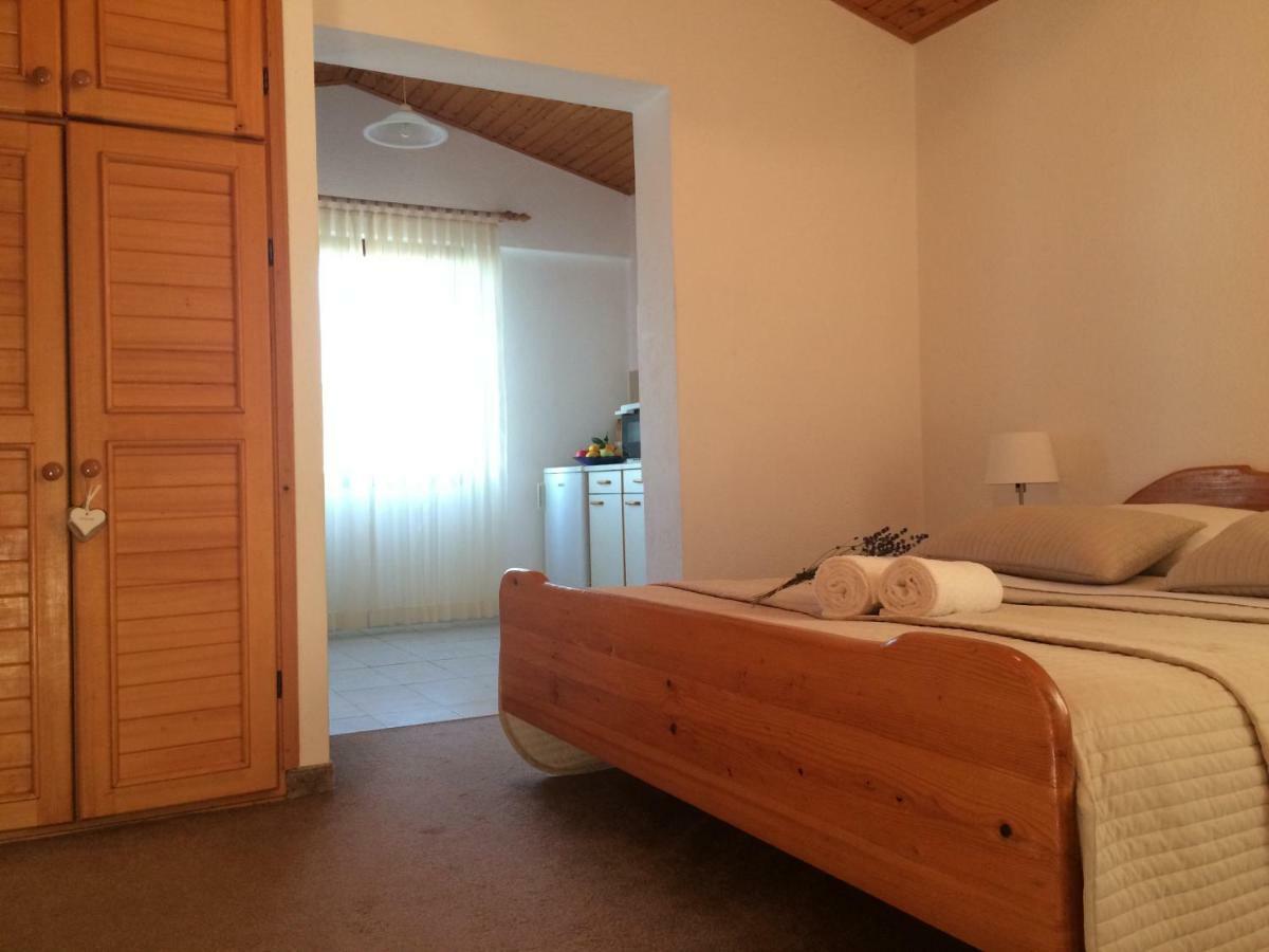 Apartments Villa Jusup Starigrad Paklenica Exteriér fotografie